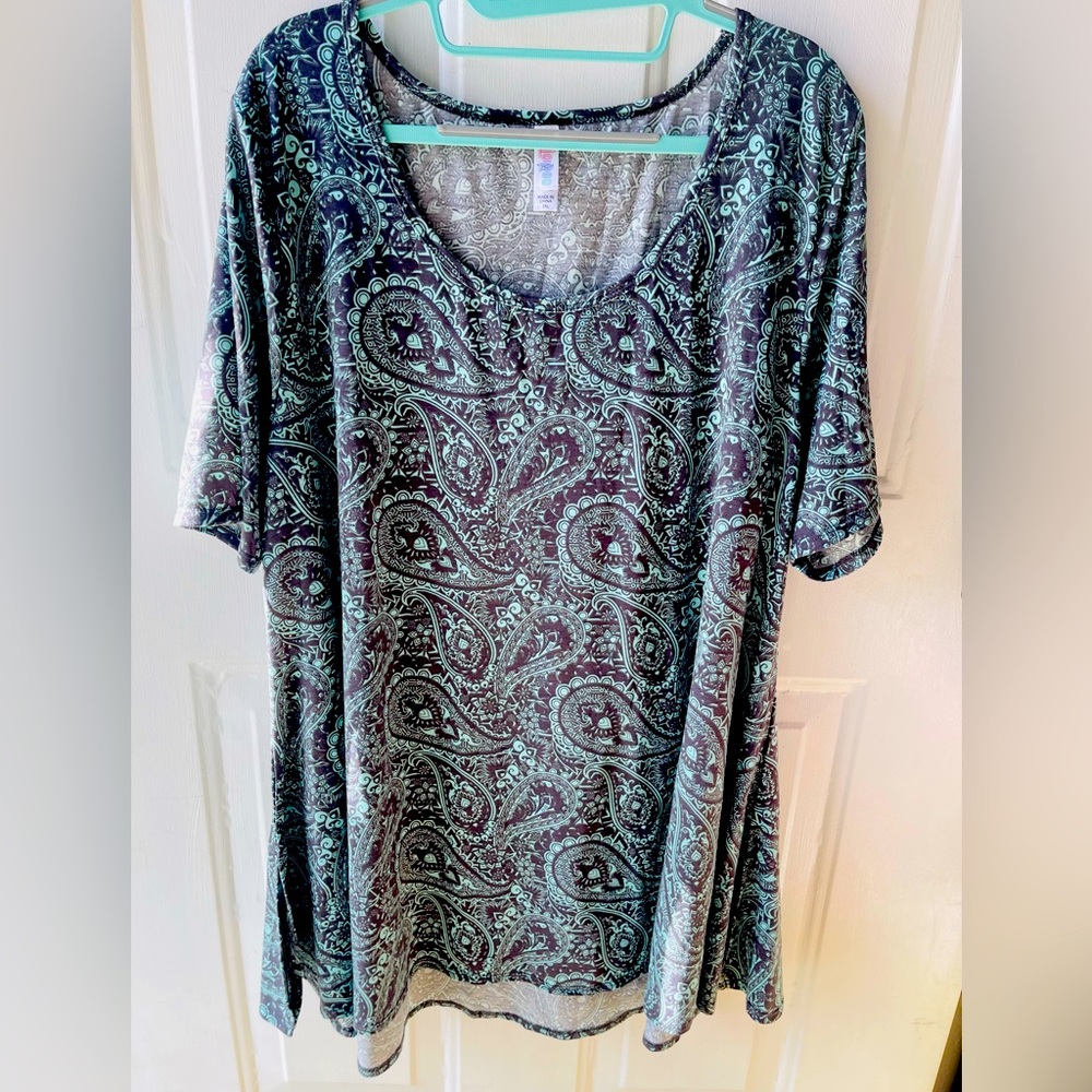LuLaRoe tunic. Size 2xl. Paisley print. Mint green and brown.